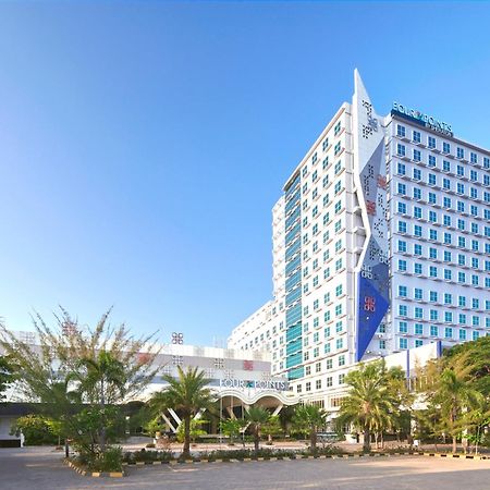 Four Points By Sheraton Makassar Buitenkant foto