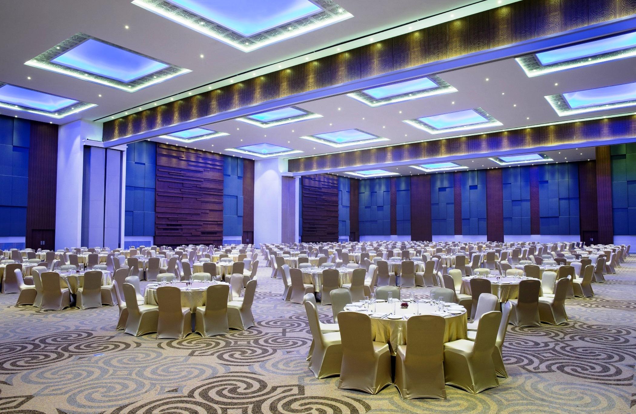 Four Points By Sheraton Makassar Buitenkant foto