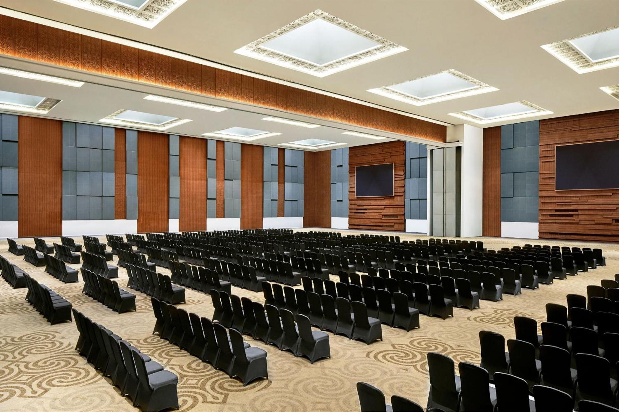 Four Points By Sheraton Makassar Buitenkant foto